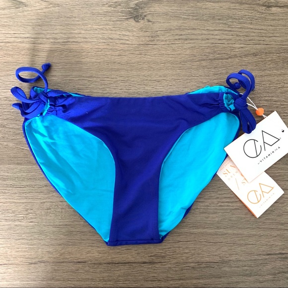 Vitamin A Other - Vitamin A Reversible Bikini Bottom Size Small NWTs